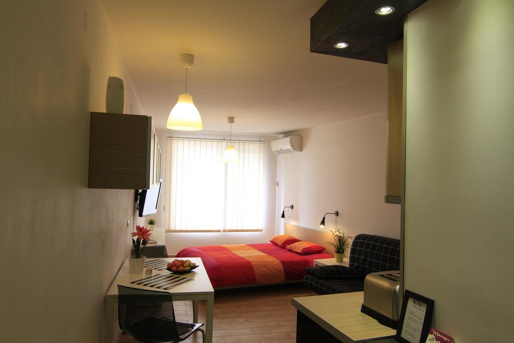 Stay Nexus Galaxy Center โซเฟีย ภายนอก รูปภาพ
